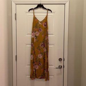 Flynn Skye maxi dress size M